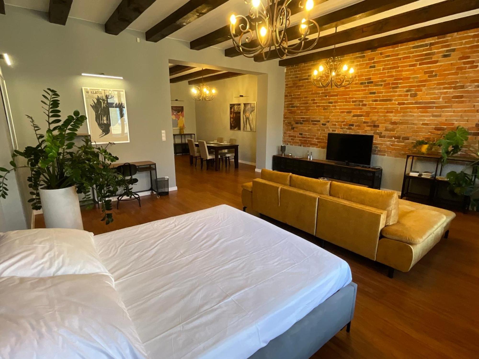 Apartamenty Zlota Nic Opole Exterior foto