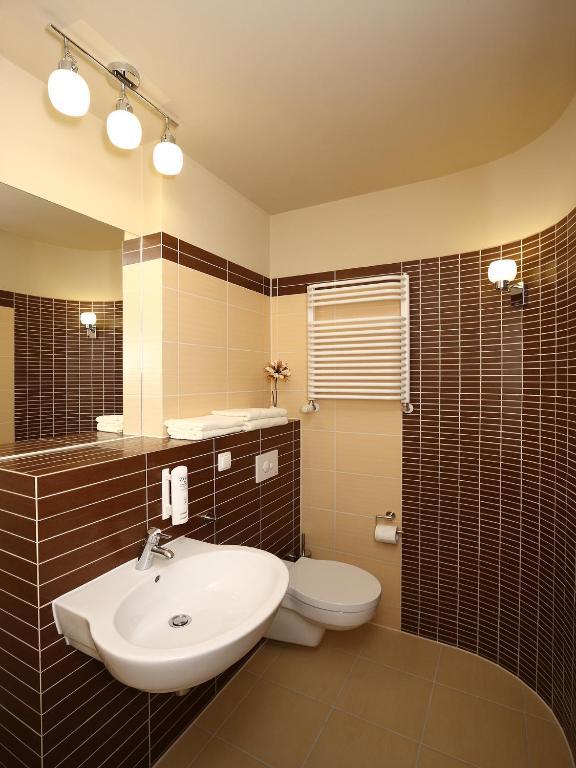Apartamenty Zlota Nic Opole Habitación foto
